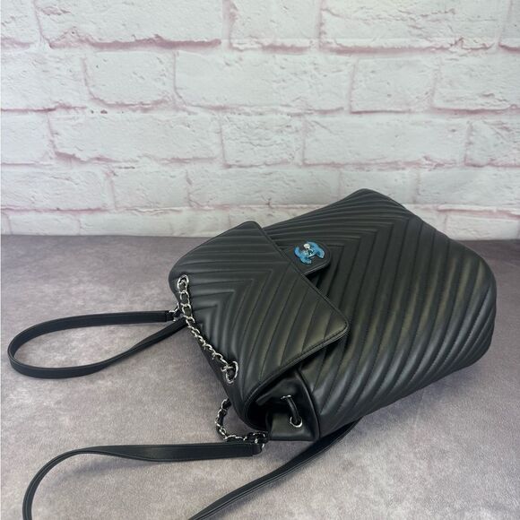 Chanel New Large Chevron Quilted Urban Spirit Backpack - Picture 6 of 16